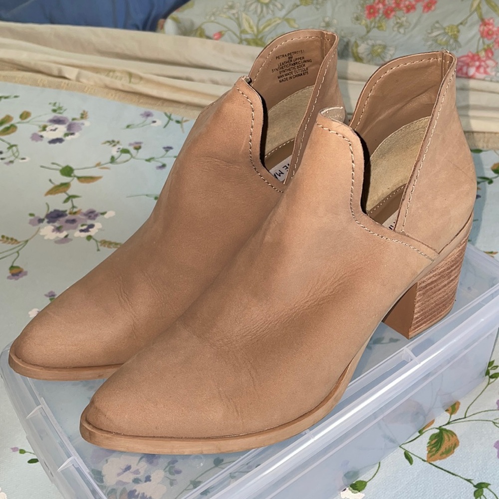 Steve Madden Size 8 Petra Bootie